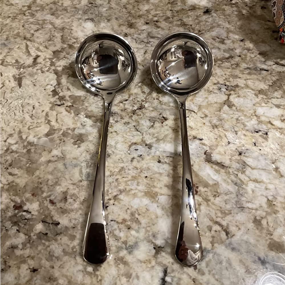 SIAIQIANG sauce ladle with mirror finish for elegant table presentation.