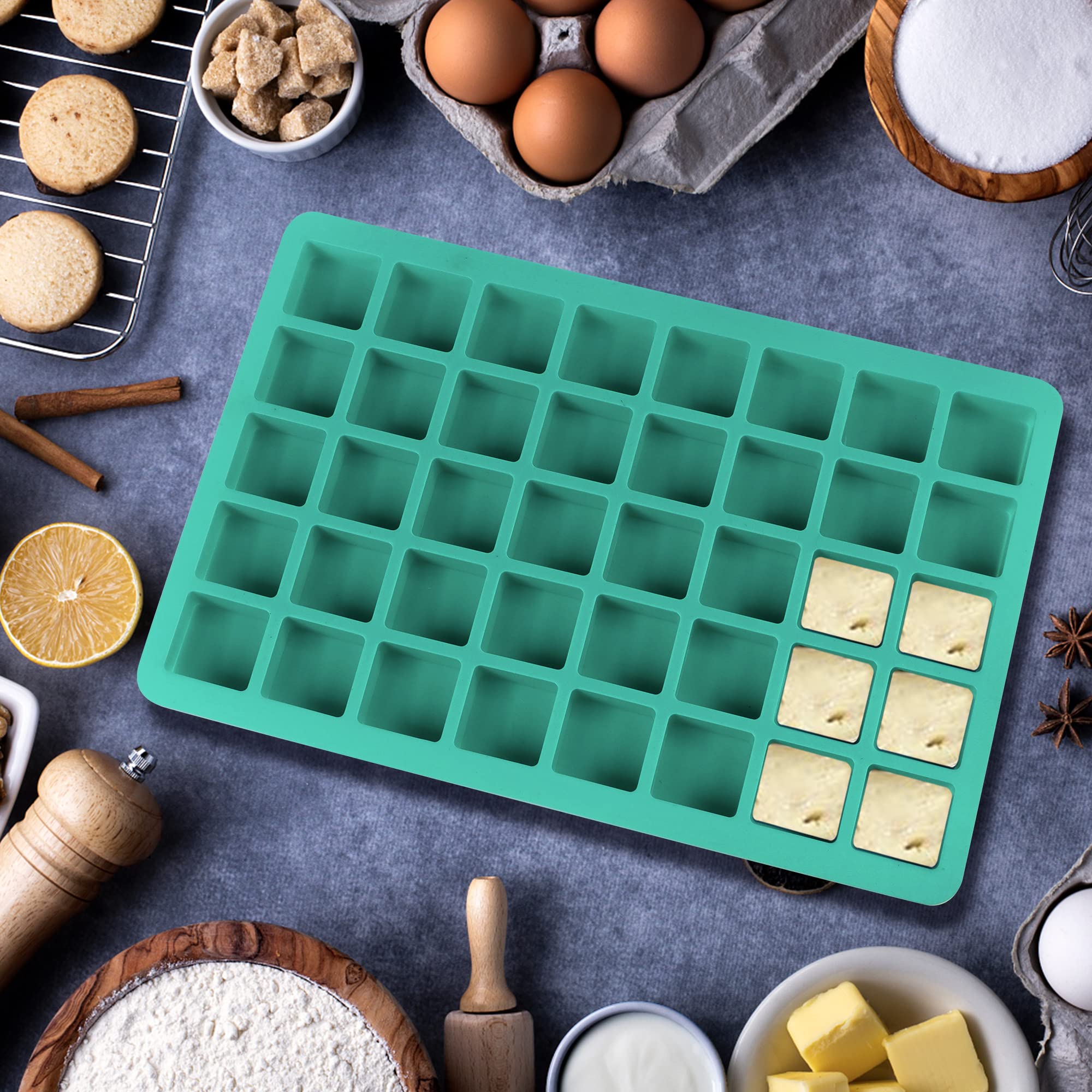 Sidosir hard candy mold helps craft neat, uniform candies.