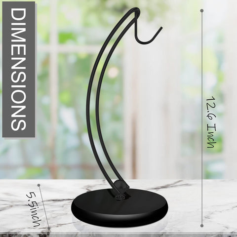 Signice banana holder stand shows a stable banana tower that helps prevent bruising.