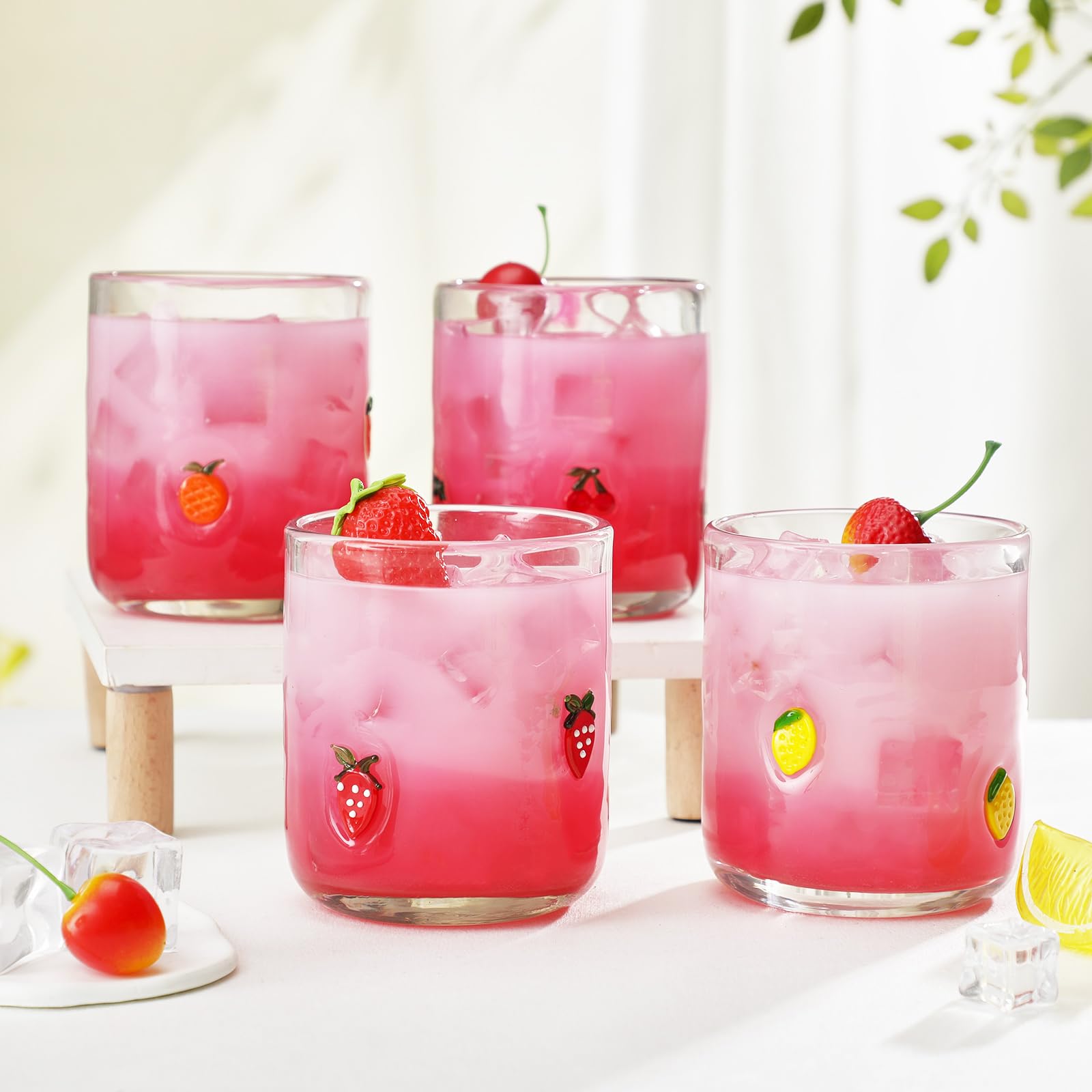 SiliFine strawberry icon juice glass enhances brunch with bright fruit vibes