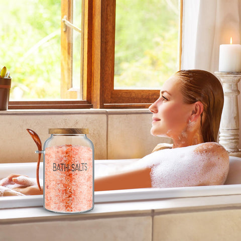 SiliFine wooden lid adds rustic charm while keeping contents secure.