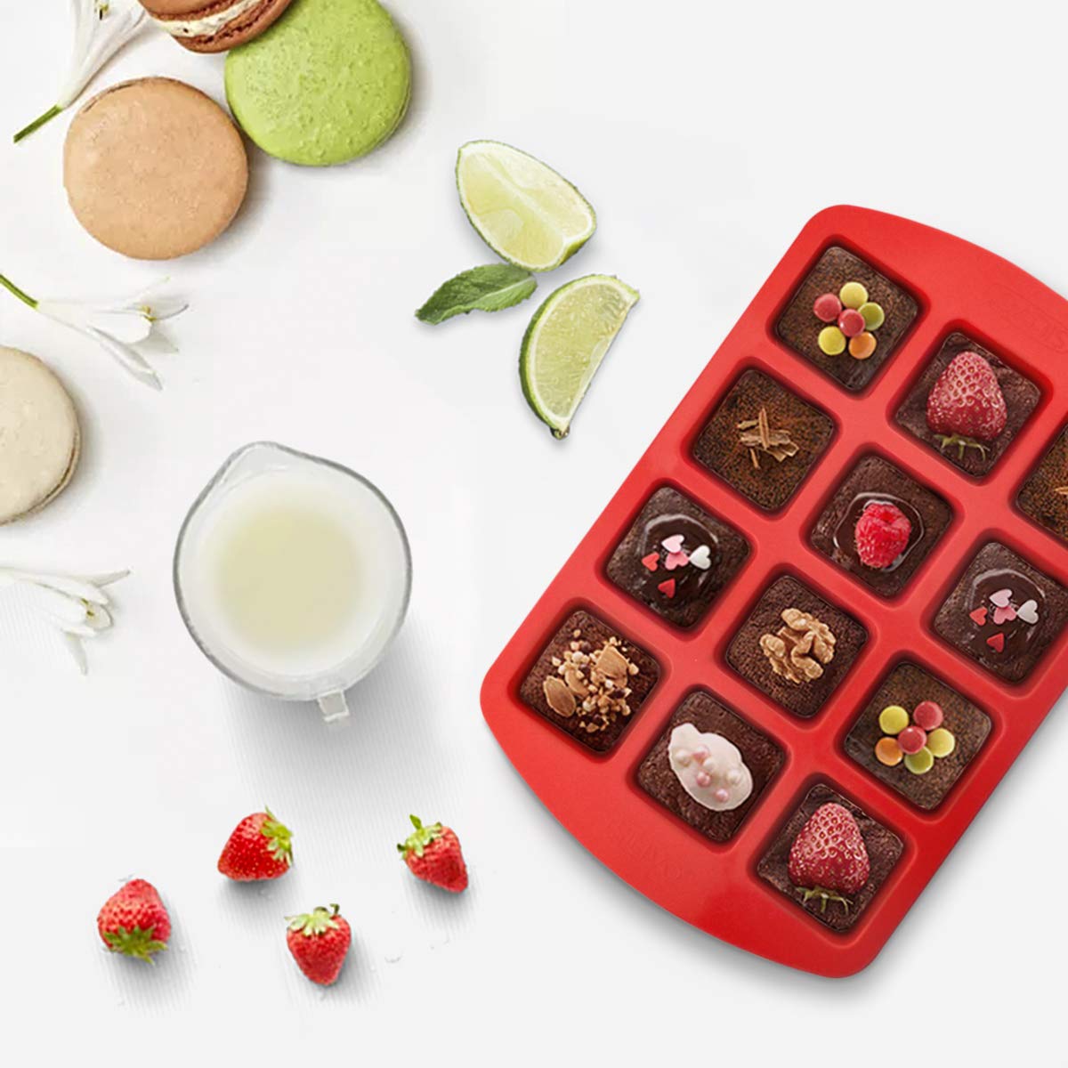 SILIVO 24-cavity brownie pan ideal for party desserts and batch chocolate bites