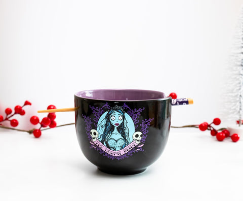 Silver Buffalo blue-hued ceramic dinnerware emphasizes dramatic presentation at meals.