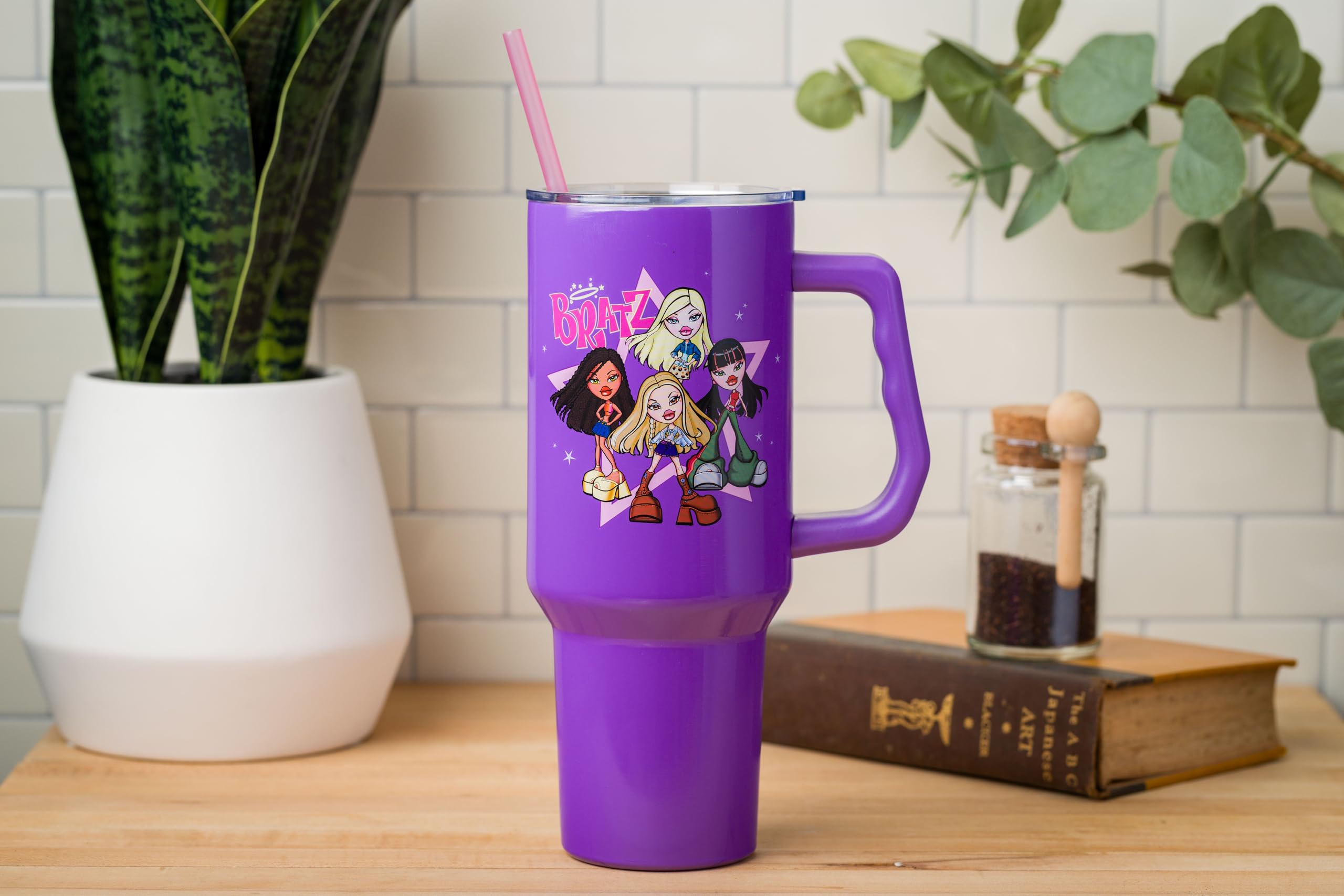 Silver Buffalo Bratz tumbler gift-ready packaging enhances gifting possibilities.