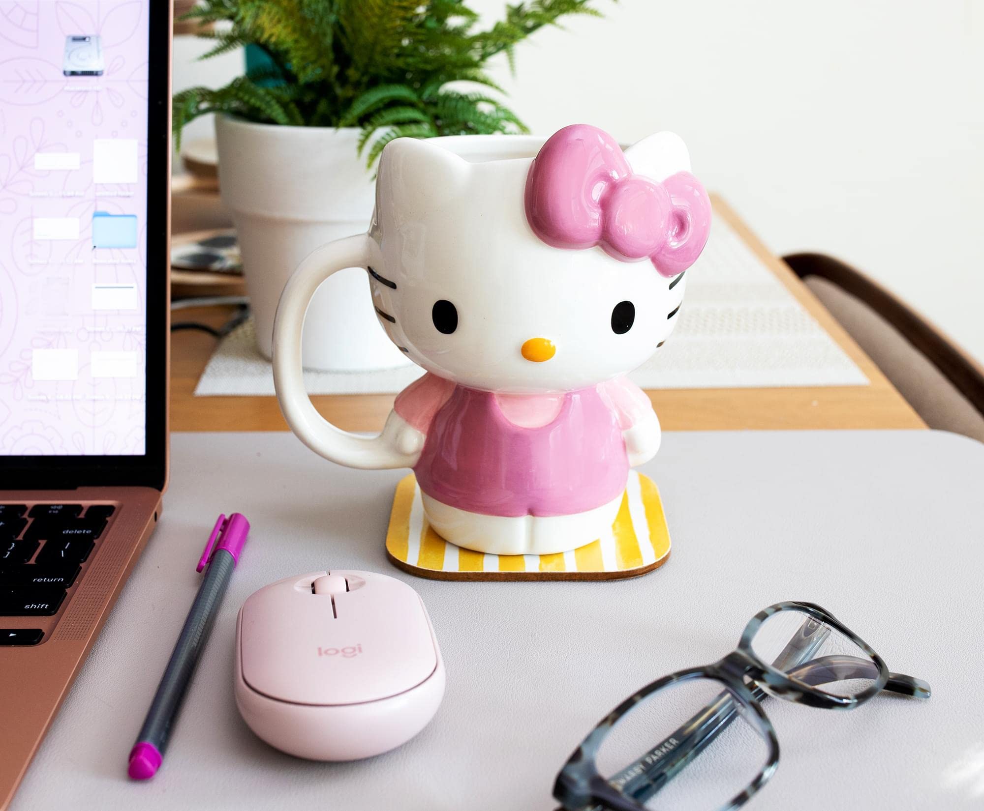 Silver Buffalo Hello Kitty 3D mug daily-use friendly and durable.