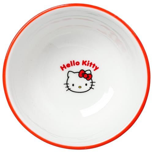 Dipping dish exterior mirrors plate visuals for cohesive serving.