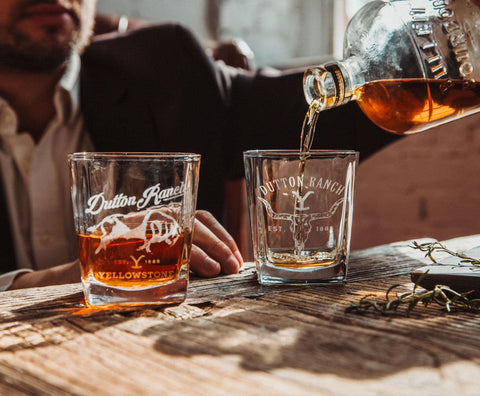 Silver Buffalo official Yellowstone licensed glassware with authentic flair.