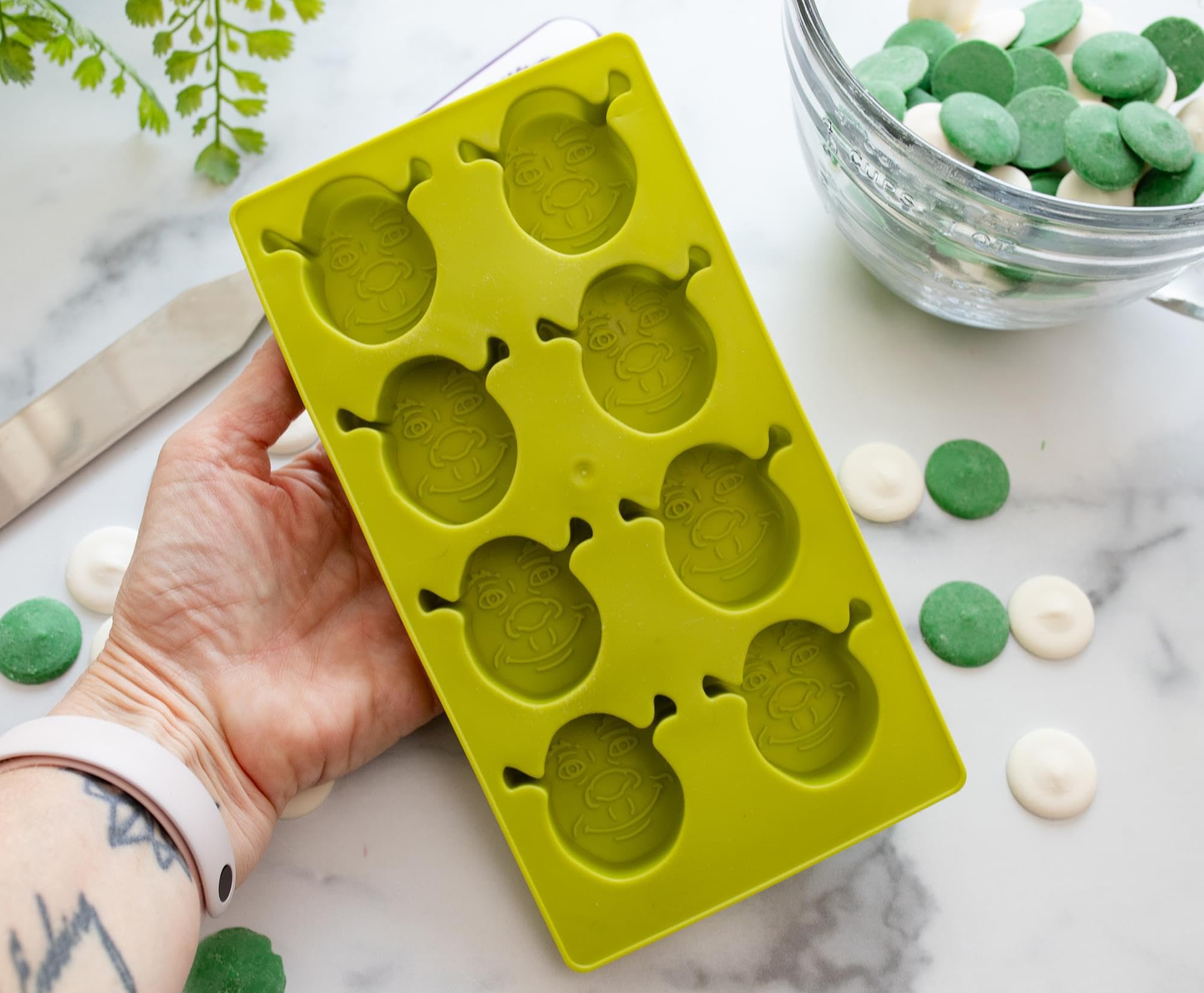 Eight Shrek cubes per tray suit themed gatherings.