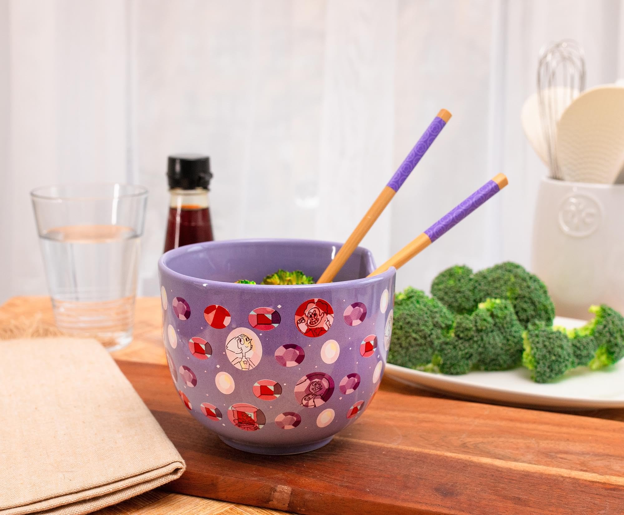 Top-rack dishwasher-safe for easy cleanup after meals