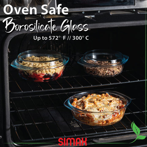 SIMAX casserole dish in microwave reheating demonstrates heat-safe versatility.