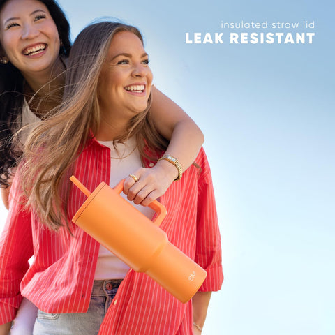 Simple Modern Trek tumbler with double‑wall insulation reduces condensation.