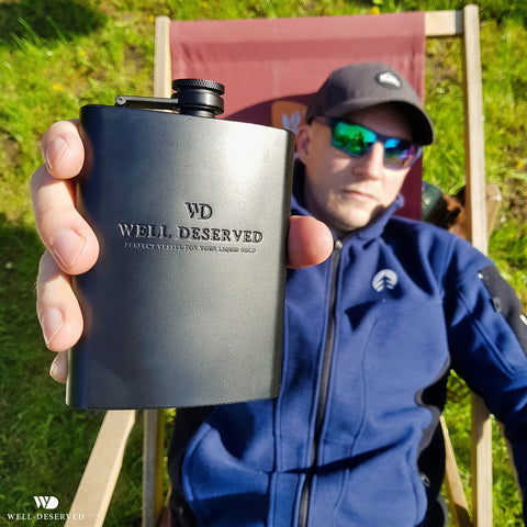 Simpler Life close-up matte finish on the flask, durable stainless steel
