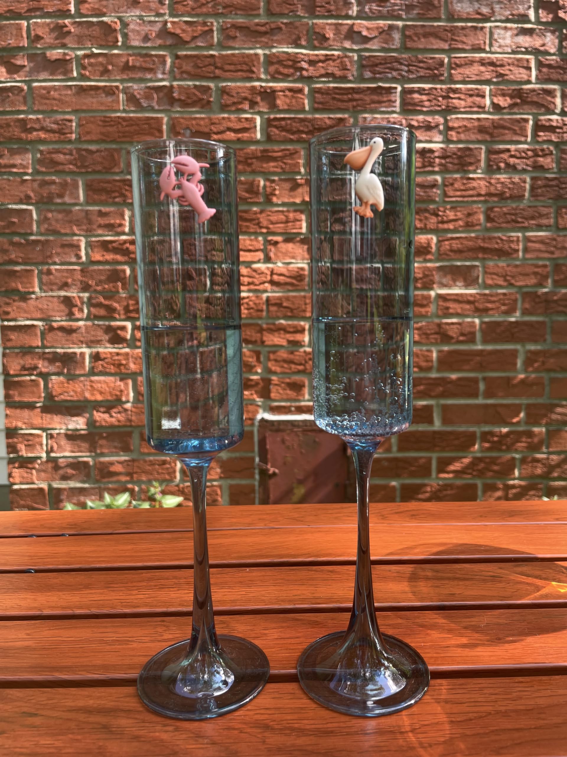 Simply Charmed set inspires easy identification while adding a splash of personality to beverages