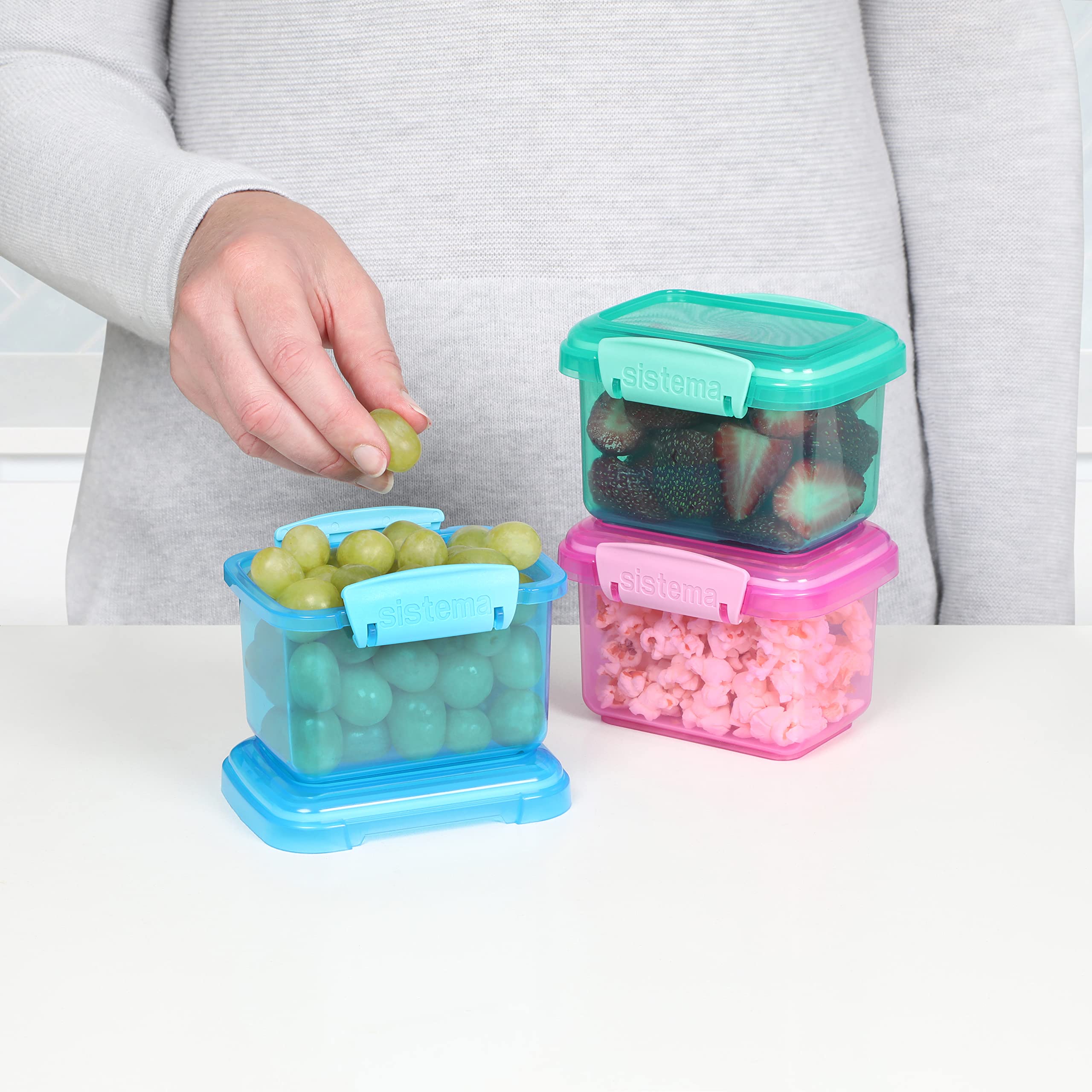 Sistema modular stackable design saves kitchen space