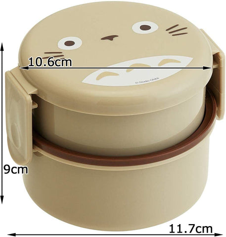 Skater microwave safe bento with durable polypropylene and silicone.