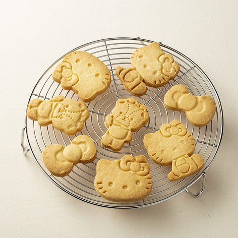 Skater Sanrio heat resistant up to 282°F for safe baking