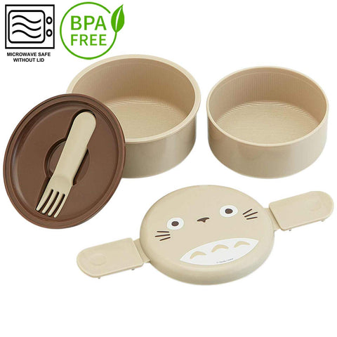 Skater two-point locking lid bento keeps contents secure during transport.