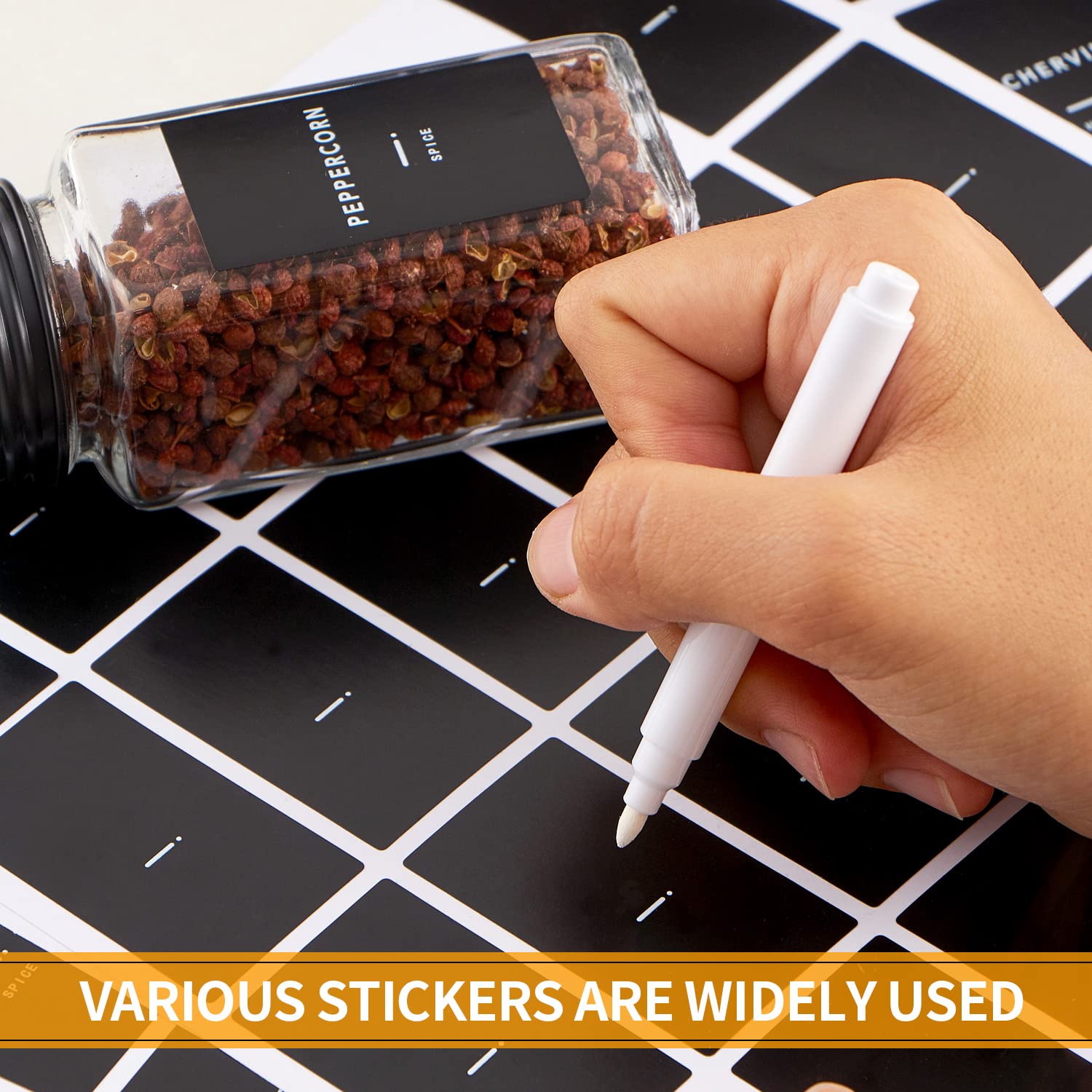 Skiileor shaker lids for powders and grains.