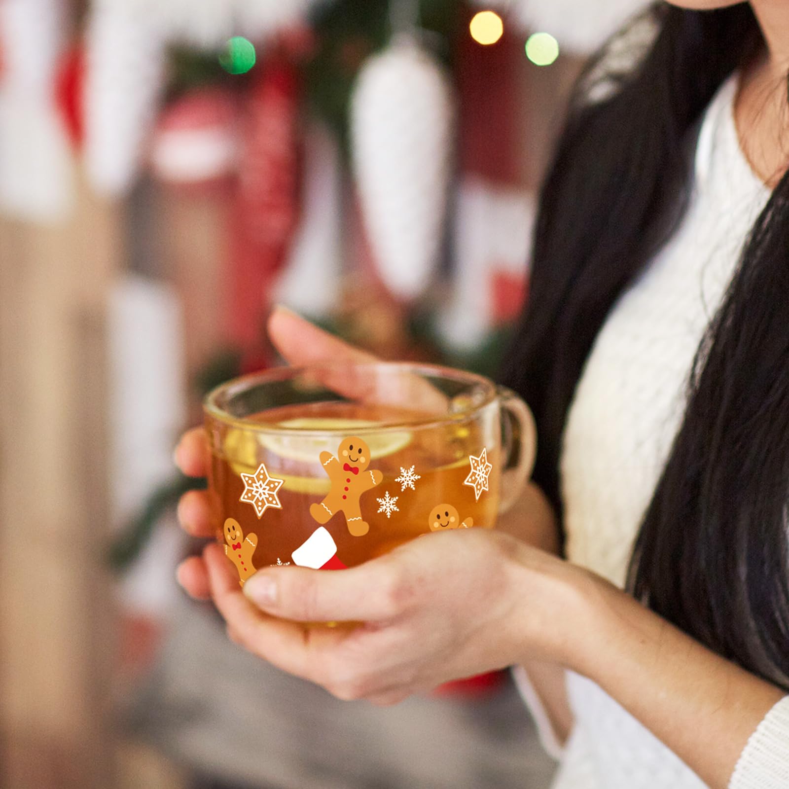 Sliner clear footed glass mug showcases your drink inside.