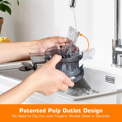 SmallHoo juicer's quick-release parts simplify cleanup after juicing.