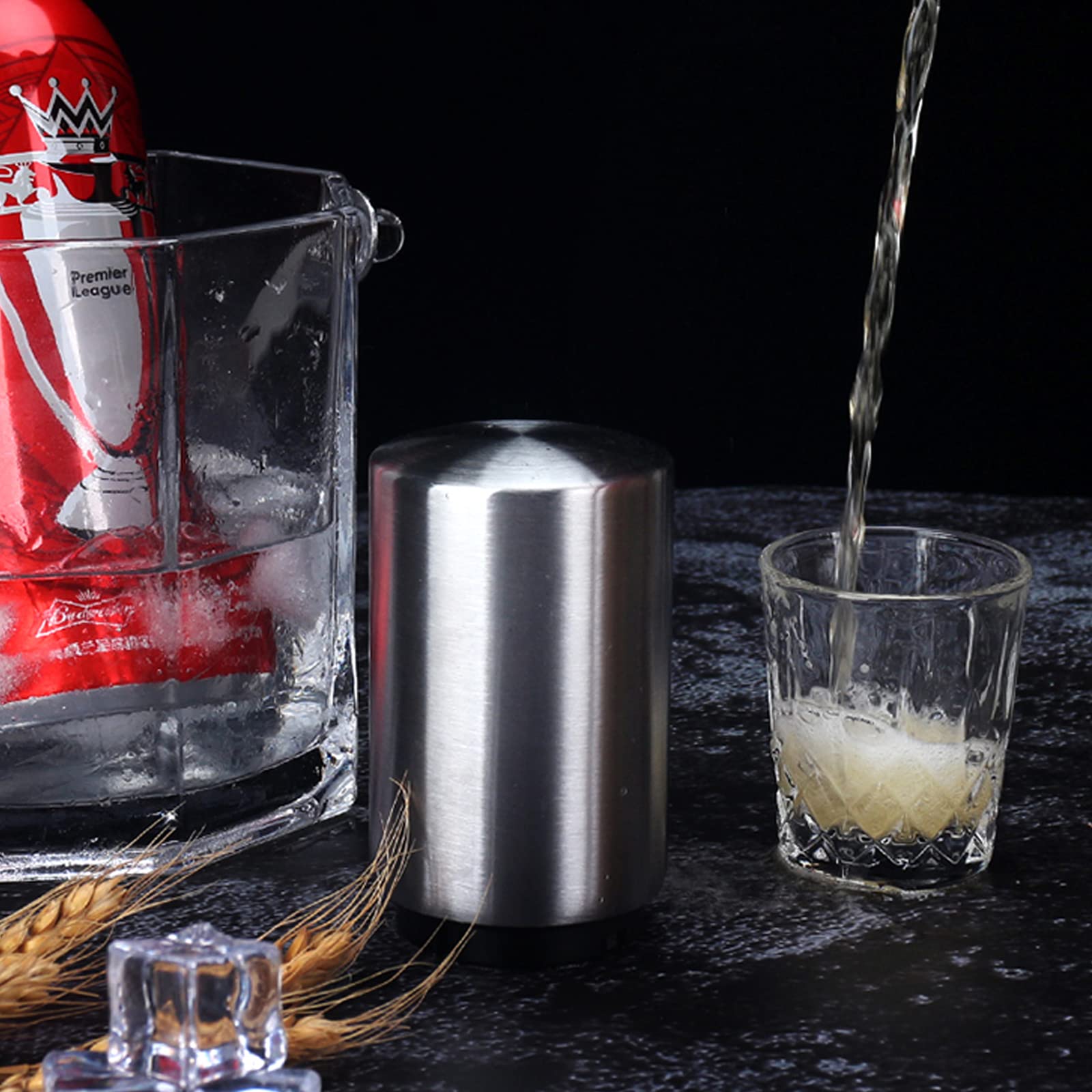SmaringRobot bottle-opening-tool provides an easy-to-use experience for quick beverages.