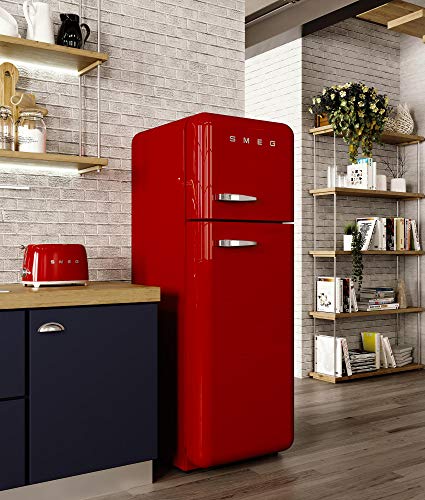 Smeg TSF01RDUS wide slots in red for versatile bread sizes