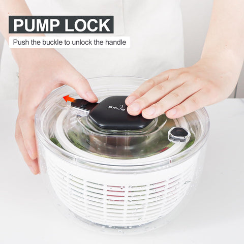 Smile mom one-handed press handle enables quick, hands-free drying