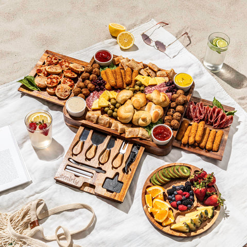 SMIRLY display ideas for hosts with vibrant charcuterie arrangements