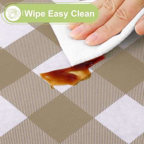 Smiry flannel backing provides anti-slip protection and surface scratch defense during meals