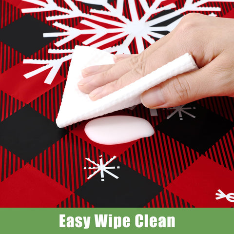 Smiry gingham easy-clean surface supports quick cleanup after meals.