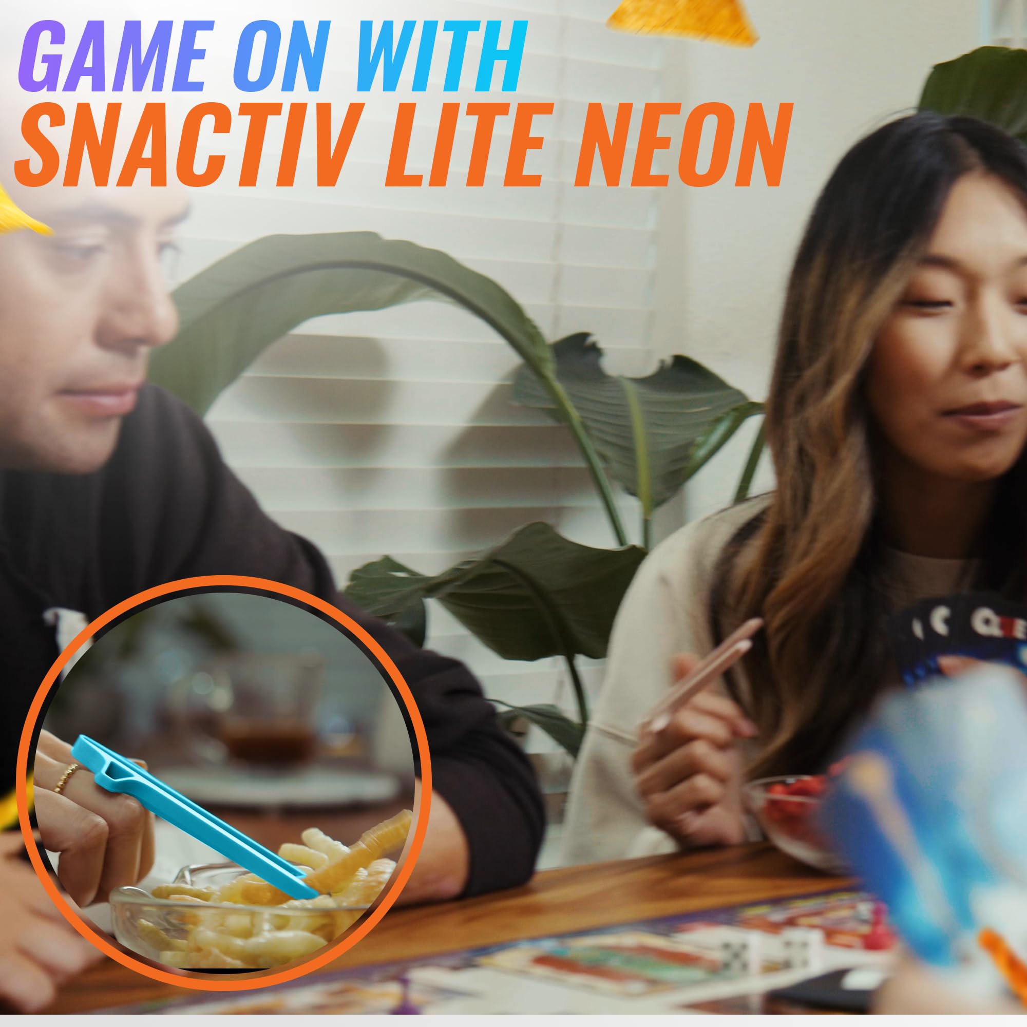 SNACTIV LITE 07 lets you snack while typing or gaming