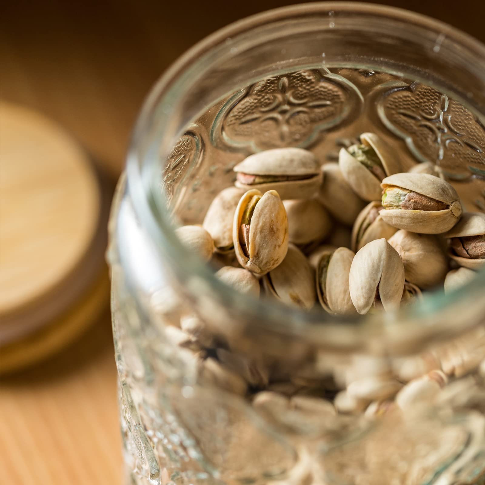 Snminetal vintage jar provides a durable, easy-to-clean food storage option.