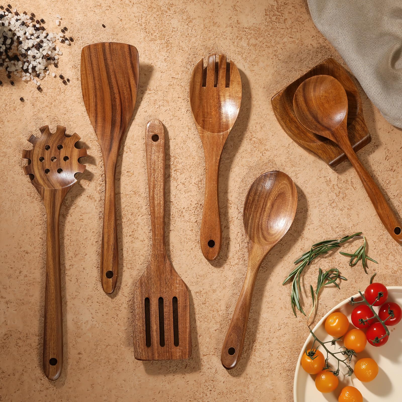 Snuvid mixing spoon in action with comfortable grip