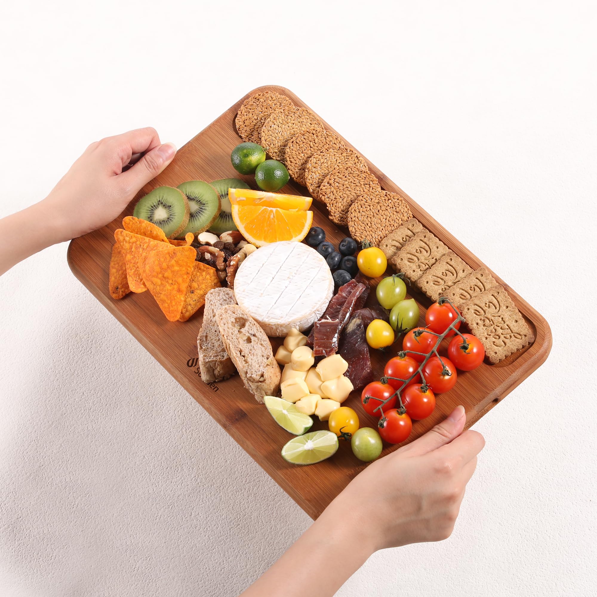 Socisen gift-ready packaging makes a thoughtful kitchen gift.