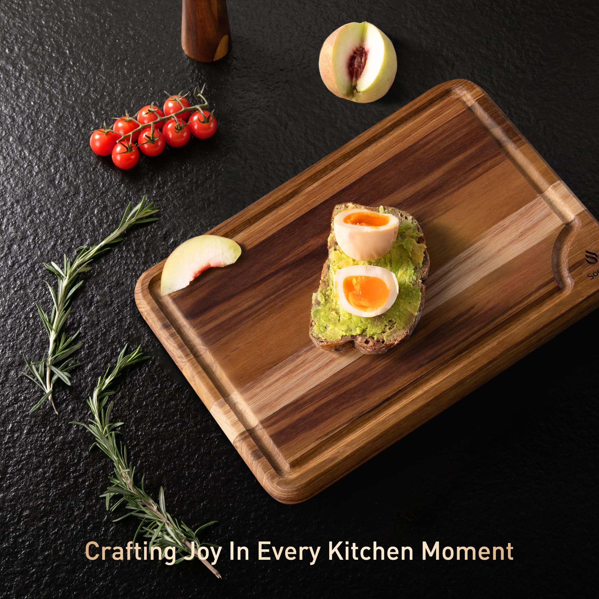Socisen durable teak wood construction withstands daily chopping tasks