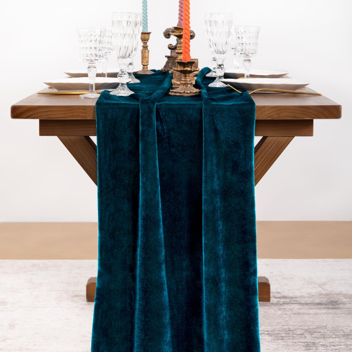 Socomi Peacock Velvet runner edge-stitch detail highlighting durable craftsmanship for formal events