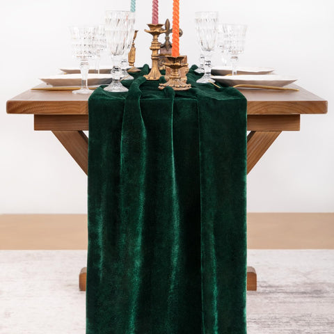 Socomi velvet runner edge stitching detail adds durable, refined elegance to tables.