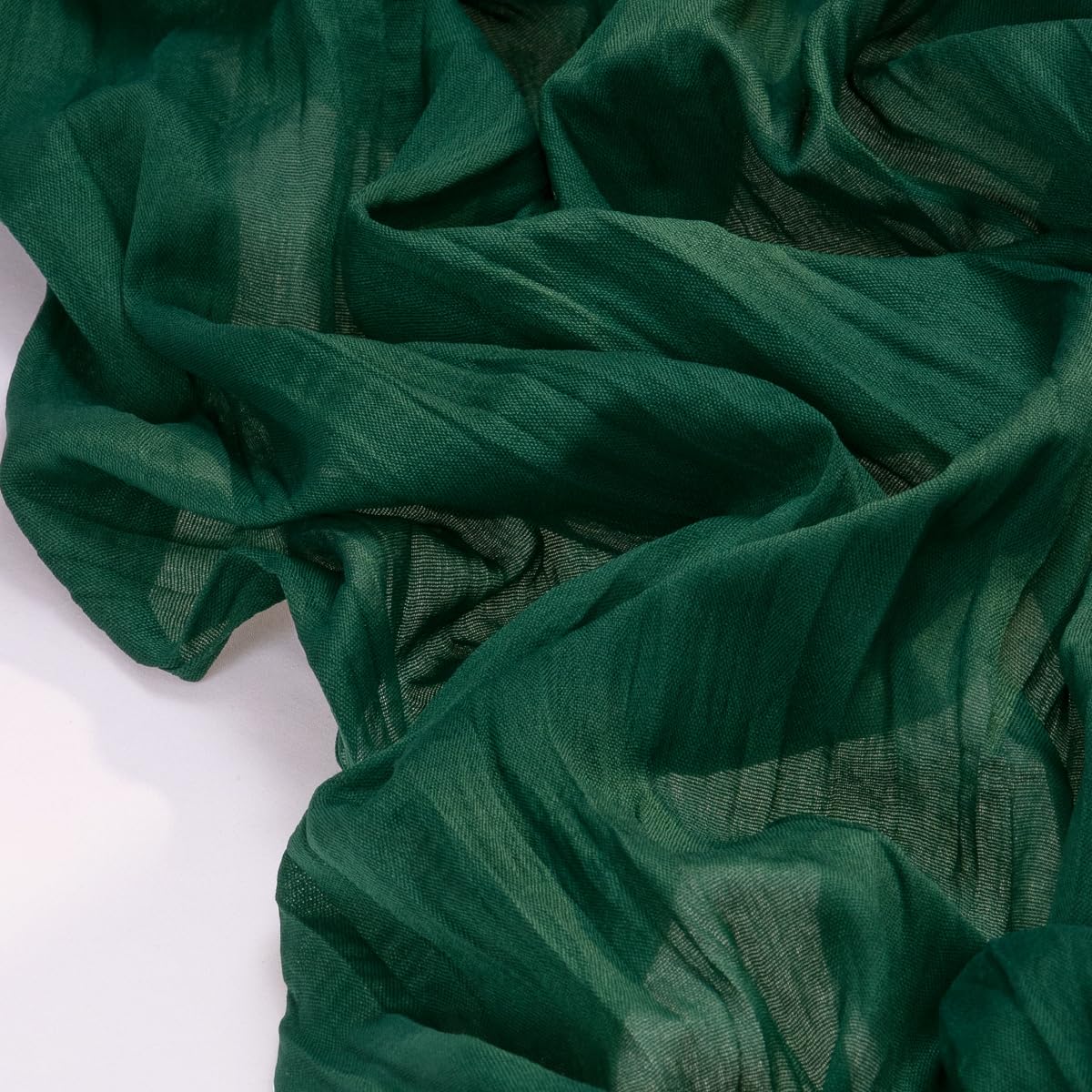 Socomi wedding decor cheesecloth runner with emerald fabric and stitched edges for a polished look.
