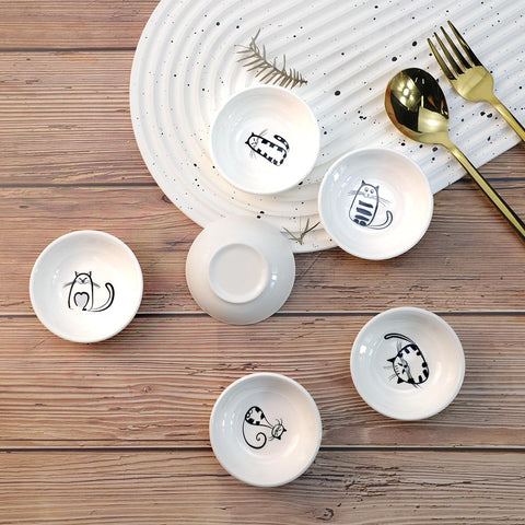 SOCOSY cat ceramic sushi-dipping bowls with condiments