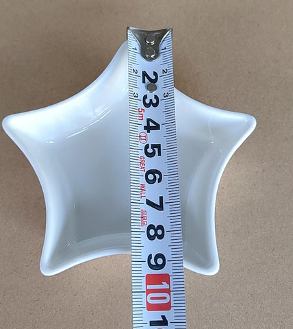 SOCOSY high-fired ceramic star dish combines durability with chic kitchen aesthetic.