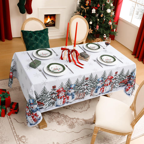 Softalker winter tablecloth featuring snowflakes design for seasonal ambience.