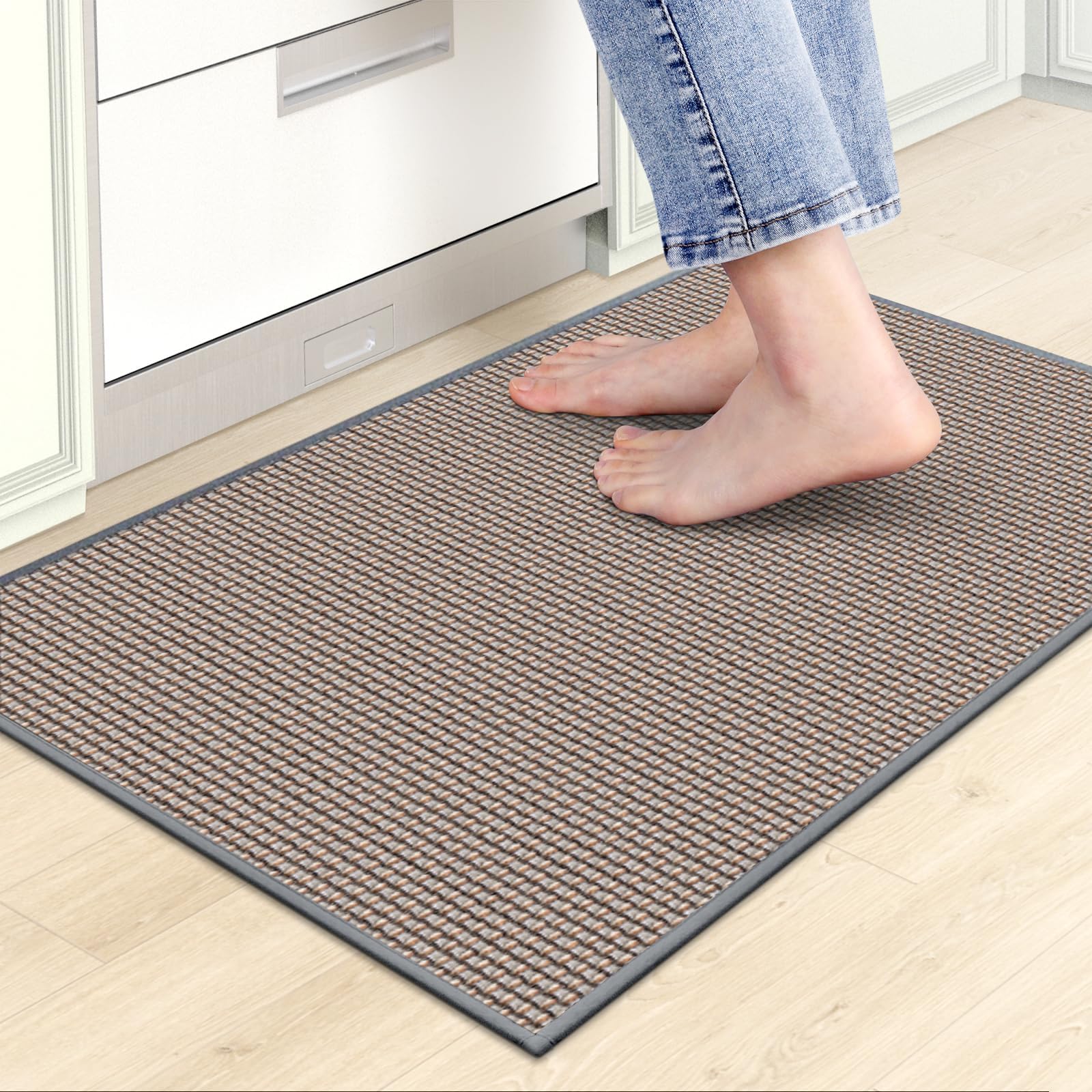 SoftDuo kitchen mat near the front sink; highly absorbent for spills.