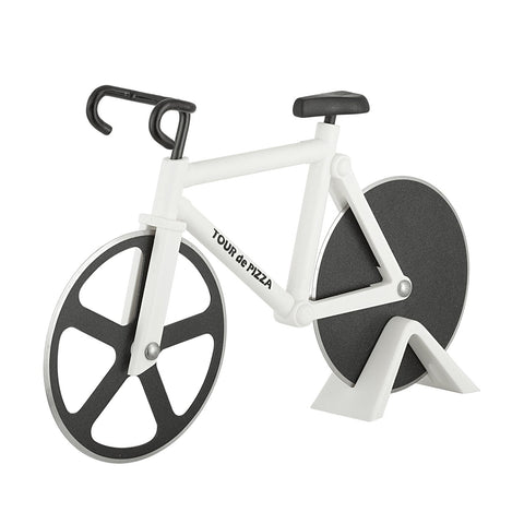 SOHO Kitchen Tour de Pizza Cutter, front view, crisp dual blades for easy slicing.