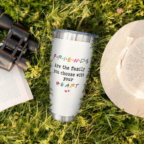 SOL VIBES iced drink inside tumbler, showcasing cold-holding performance.