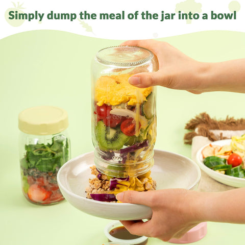 SOLIGT glass salad jar with olive-green lid demonstrating easy sauce storage and dressing separation.