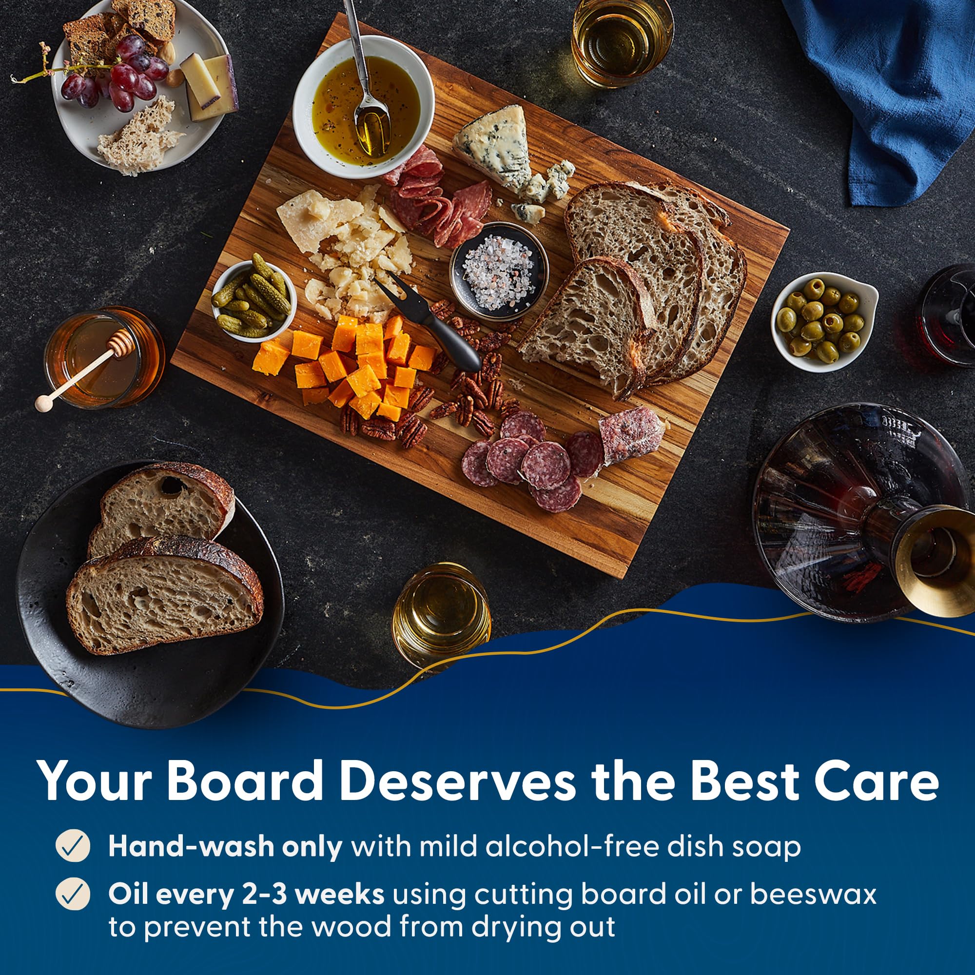 Sonder Los Angeles Laurel gift-boxed board, the ideal ready-to-gift kitchen accessory.