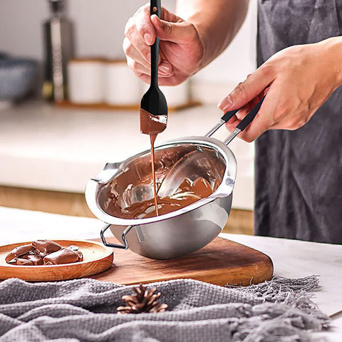 SongZiming easy-clean double boiler pot after chocolate or wax crafts.