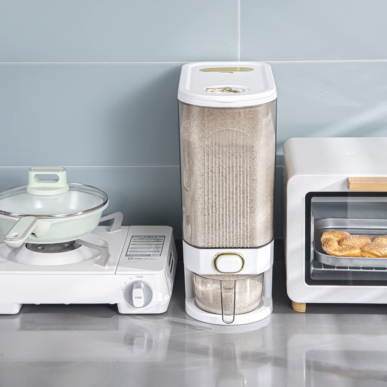 Sooyee Clear Rice Dispenser time-scale lid helps track freshness over days