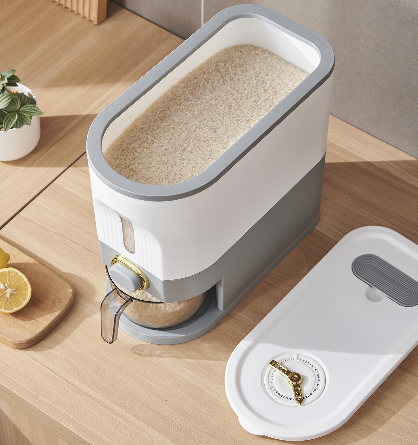 Sooyee rice storage with built-in fresh box to help preserve aroma