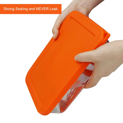 Sophico dishwasher-safe silicone lid cleans easily and tolerates hot and cold conditions.